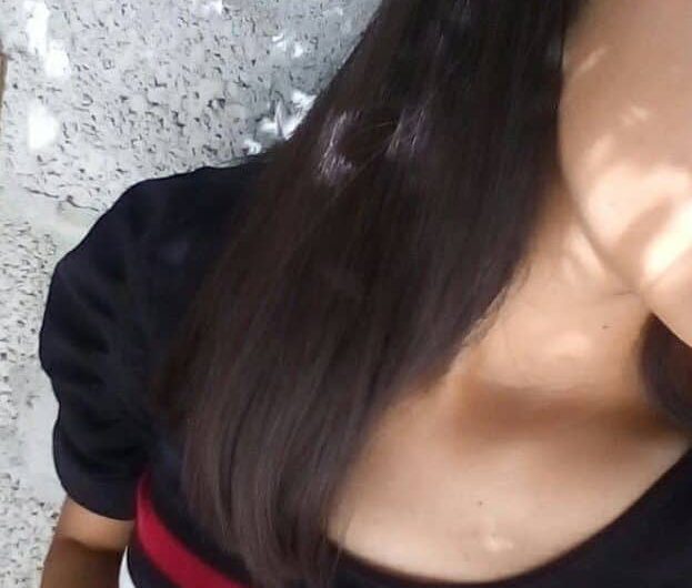 Packs de esta Colombiana bien cachonda Colegiala