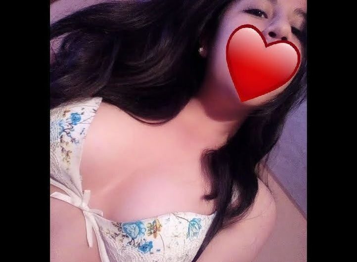 Pack venezolana de esta Belleza bien Rica con Muchos deseos