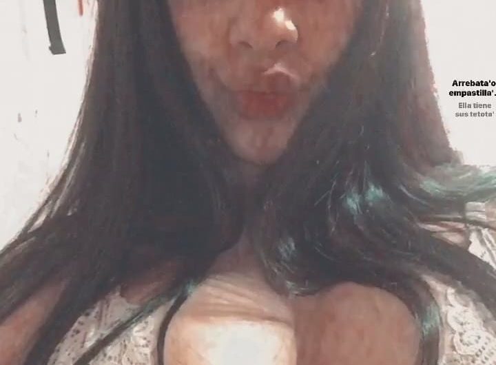 Pack  (fotos + videos) de esta uruguayana bien deliciosa